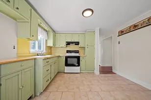 74 Bowdoin Ave, Waltham, MA 02451 - Photo 8