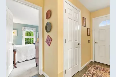 81 Country Squire Rd #81, Uxbridge, MA 01569 - Photo 4