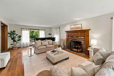 9 Spearfield Lane, Lynnfield, MA 01940 - Photo 4
