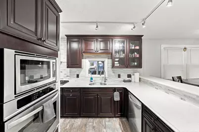 14 Harrison St, Framingham, MA 01702 - Photo 8