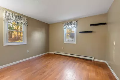 128 Birchcroft Rd, Leominster, MA 01453 - Photo 22