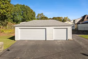 427 Somerset Ave, Taunton, MA 02780 - Photo 8