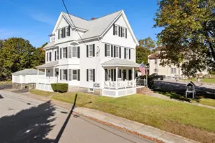 427 Somerset Ave, Taunton, MA 02780 - Photo 2