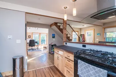 15 Carpenters Lane, Greenfield, MA 01301 - Photo 12