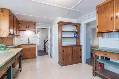 17 Carpenters Ln, Greenfield, MA 01301 - Photo 12