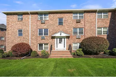 11 Colonial Village Dr #8, Arlington, MA 02474 - Photo 22