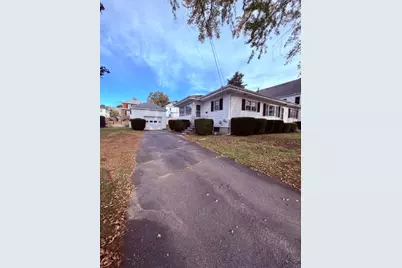 112 Fisher St, Lowell, MA 01850 - Photo 4