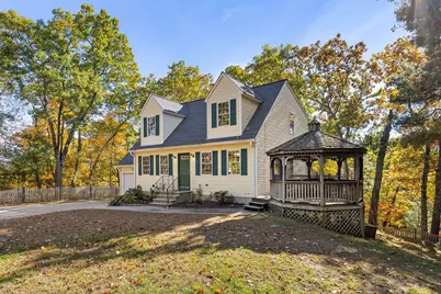 34 Cork Cir, Millville, MA 01529 - Photo 1