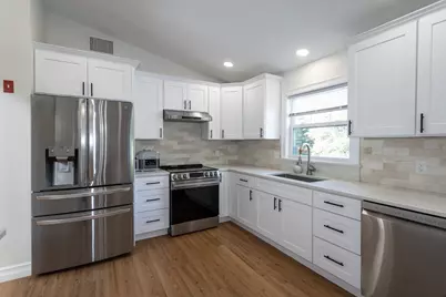 18 Granaudo Cir, Southwick, MA 01077 - Photo 6