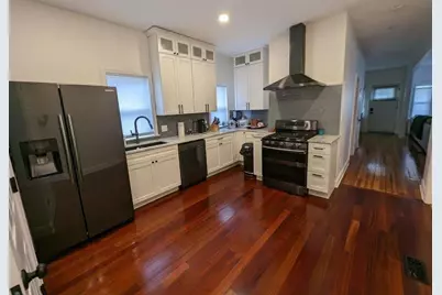 57 Kenmere Rd #57, Medford, MA 02155 - Photo 4