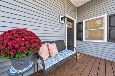 253 Main St, Amesbury, MA 01913 - Photo 2
