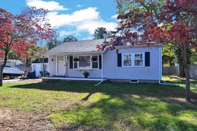 17 Cynthia, Pembroke, MA 02359 - Photo 2