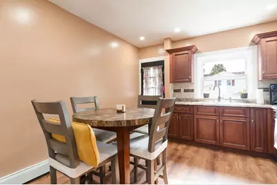 10 Ridgewood Ave, Southbridge, MA 01550 - Photo 4