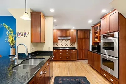 216 Bellevue Rd, Watertown, MA 02472 - Photo 4