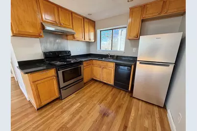 7 Tyler St #8, Everett, MA 02149 - Photo 2