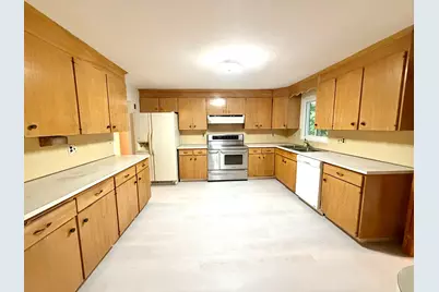 153 Hawthorne Rd #153, Waltham, MA 02451 - Photo 4