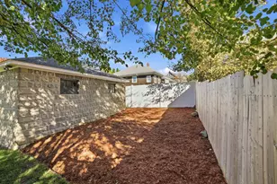 194 Whitmarsh Ave, Worcester, MA 01606 - Photo 30