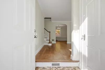77 Payson Rd, Brookline, MA 02467 - Photo 4