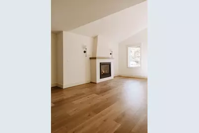 809 Chase Rd, Lunenburg, MA 01462 - Photo 10