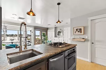 24 Lee Street #C4, Marblehead, MA 01945 - Photo 6