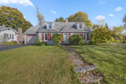 12 Gates Rd, Shrewsbury, MA 01545 - Photo 2