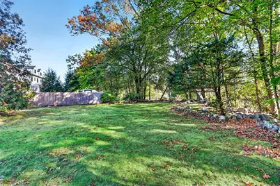 130 Grosvenor Road, Needham, MA 02492 - Photo 22
