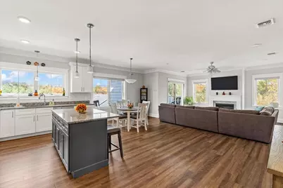 4 Longwood Ln #302, Hanover, MA 02339 - Photo 12
