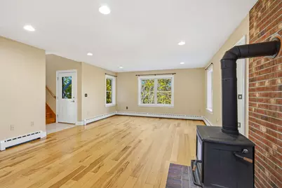146 Heald Street, Pepperell, MA 01463 - Photo 4