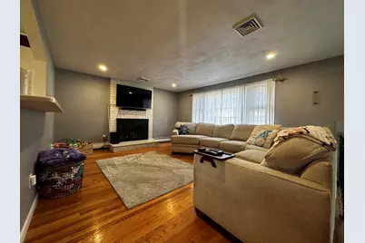 66 Buckingham Dr #--, Billerica, MA 01821 - Photo 2