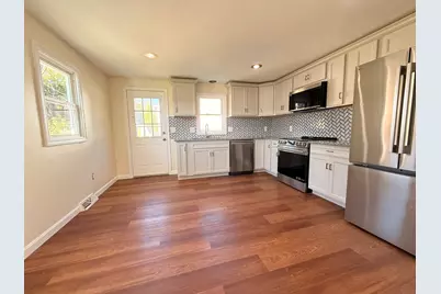 90 George St, Brockton, MA 02302 - Photo 8