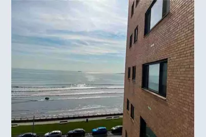 300 Lynn Shore Dr #712, Lynn, MA 01902 - Photo 2