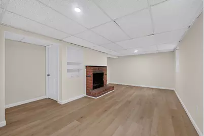 7 Hancock St, Plainville, MA 02762 - Photo 32