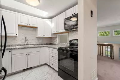 50 Londonderry Rd #50, Grafton, MA 01519 - Photo 6