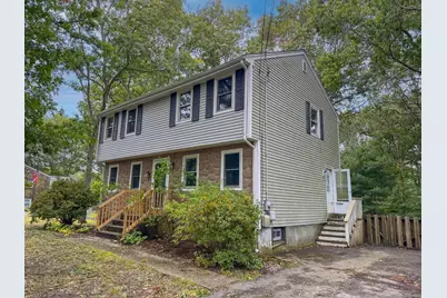 19 Montgomery Dr, Plymouth, MA 02360 - Photo 2