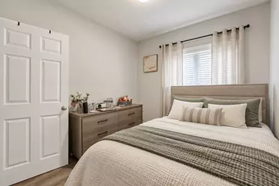 148 Walnut St, Chelsea, MA 02150 - Photo 12