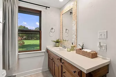 10 Sycamore Park, South Hadley, MA 01075 - Photo 32