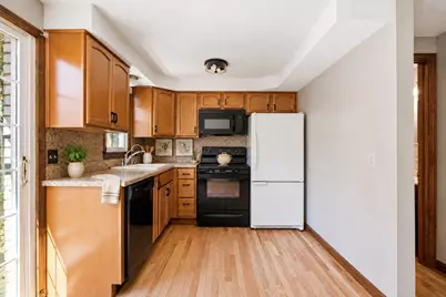35 Corey Colonial #35, Agawam, MA 01001 - Photo 18