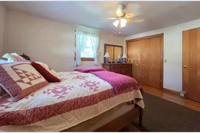 40 Brodeur Ave, Webster, MA 01570 - Photo 20