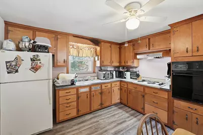 37 Walsh Ave, Auburn, MA 01501 - Photo 26