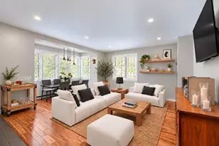 100 Ledgewood Dr, Stoneham, MA 02180 - Photo 1