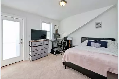 107 Highland Ave #8, Salem, MA 01960 - Photo 6