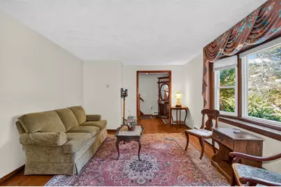 264 Bigelow St, Marlborough, MA 01752 - Photo 10