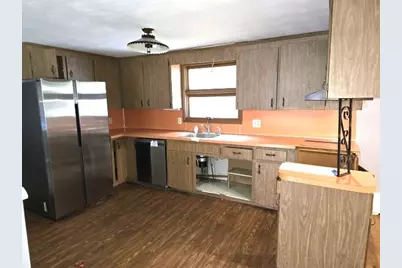 28 Arnold St, Taunton, MA 02780 - Photo 10