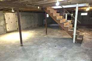 28 Arnold St, Taunton, MA 02780 - Photo 22
