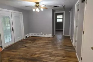 28 Arnold St, Taunton, MA 02780 - Photo 12