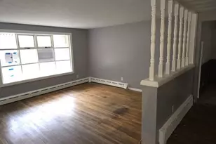 28 Arnold St, Taunton, MA 02780 - Photo 8