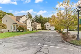 35 Daisy Ln, Raynham, MA 02767 - Photo 2