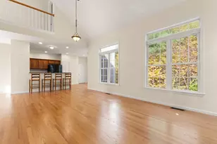 35 Daisy Ln, Raynham, MA 02767 - Photo 10
