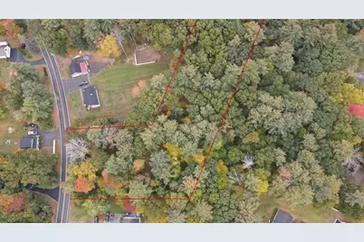 60 Brookdale Rd, Salem, NH 03079 - Photo 2