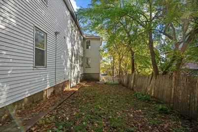 15 Circuit Ave E #1, Worcester, MA 01603 - Photo 26